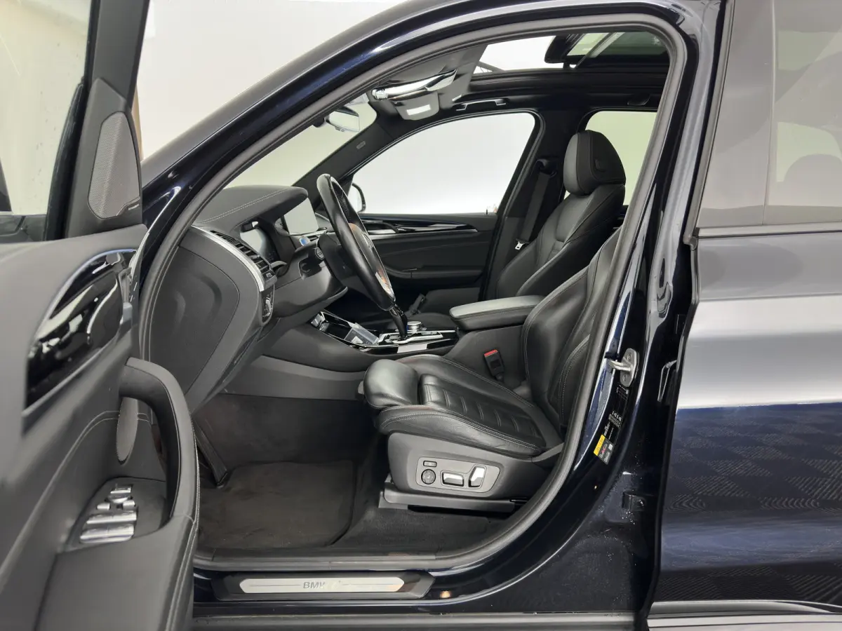 High Executive 80 kWh [3-Fase-11kW] {SoH-99%} (INCL-BTW) Aut. *PANO | LEATHER | HARMAN/KARDON | ADAPTIVE-CRUISE | FULL-LED | BLINDSPOT | MEMORY-PACK | DIGI-COCKPIT | HEATED-SPORTSEATS | KEYL