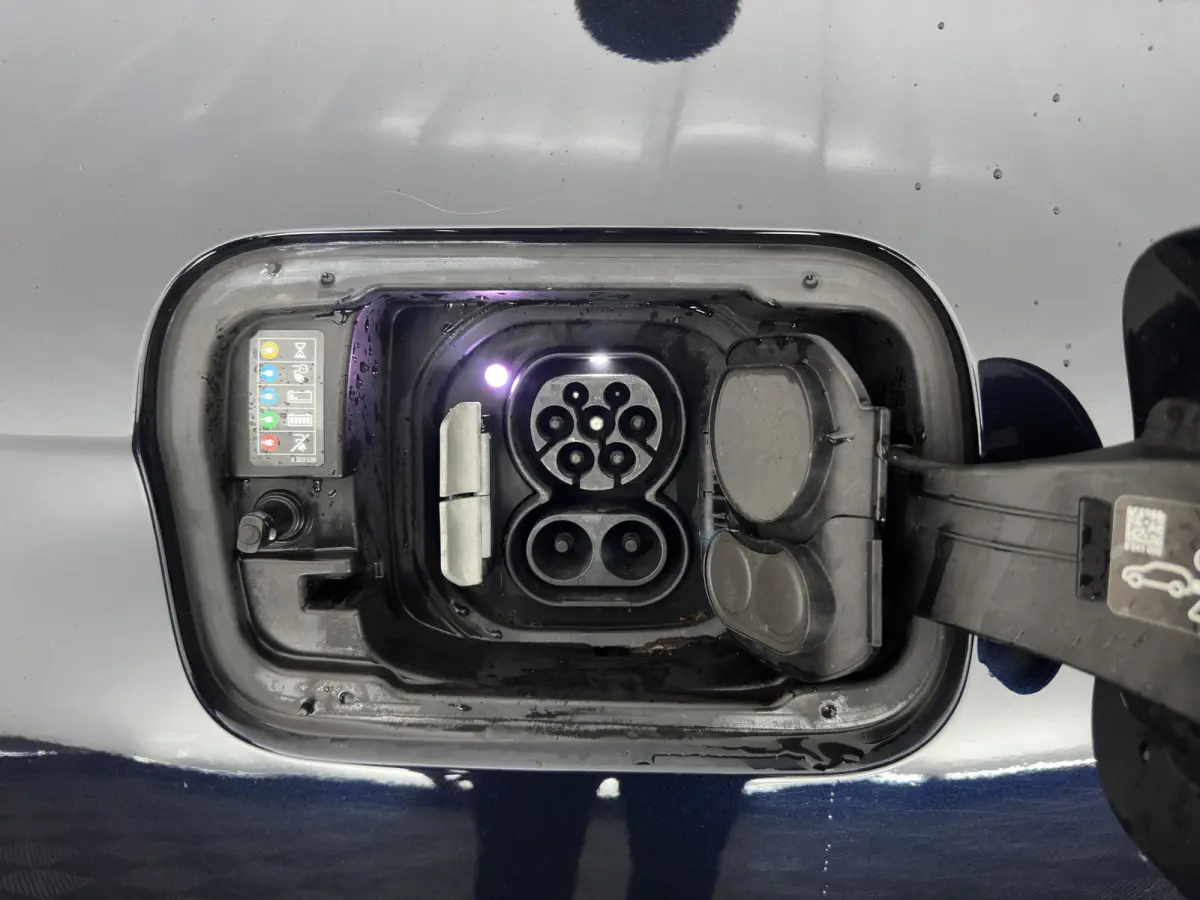 High Executive 80 kWh [3-Fase-11kW] {SoH-99%} (INCL-BTW) Aut. *PANO | LEATHER | HARMAN/KARDON | ADAPTIVE-CRUISE | FULL-LED | BLINDSPOT | MEMORY-PACK | DIGI-COCKPIT | HEATED-SPORTSEATS | KEYL