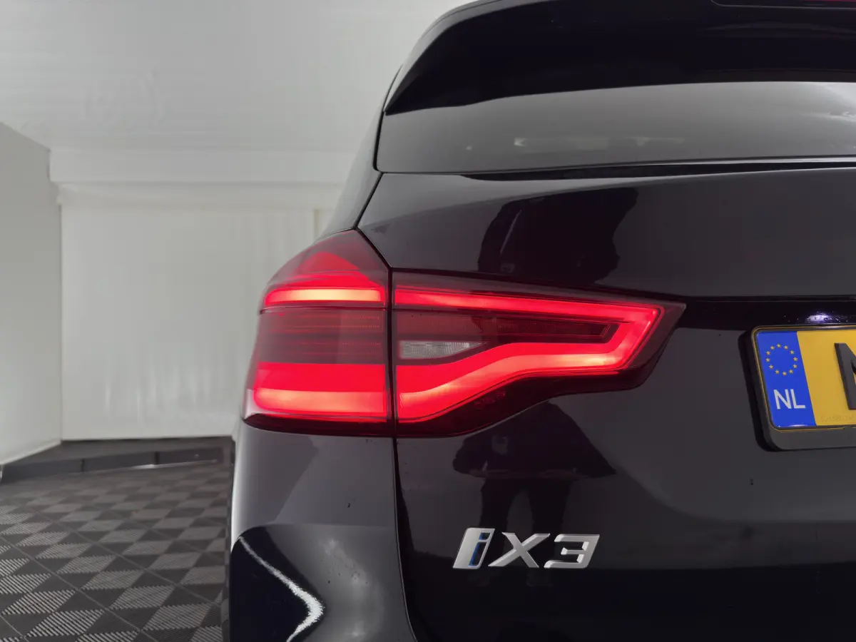 High Executive 80 kWh [3-Fase-11kW] {SoH-99%} (INCL-BTW) Aut. *PANO | LEATHER | HARMAN/KARDON | ADAPTIVE-CRUISE | FULL-LED | BLINDSPOT | MEMORY-PACK | DIGI-COCKPIT | HEATED-SPORTSEATS | KEYL