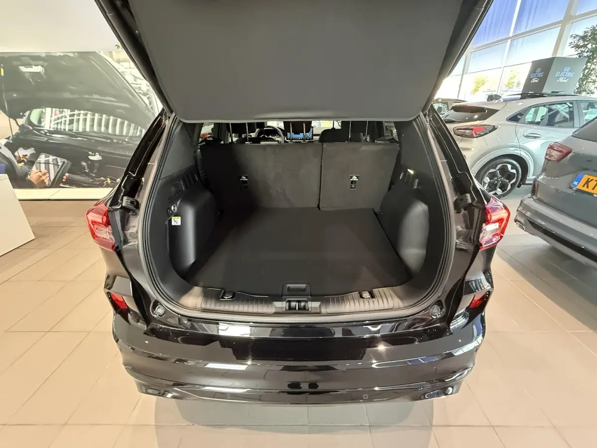 2.5 PHEV ST-Line X | Elektrische Trekhaak | Winter Pack | Adaptive Cruise | All Weather banden | B&O | Memory | 360 Graden Camera |