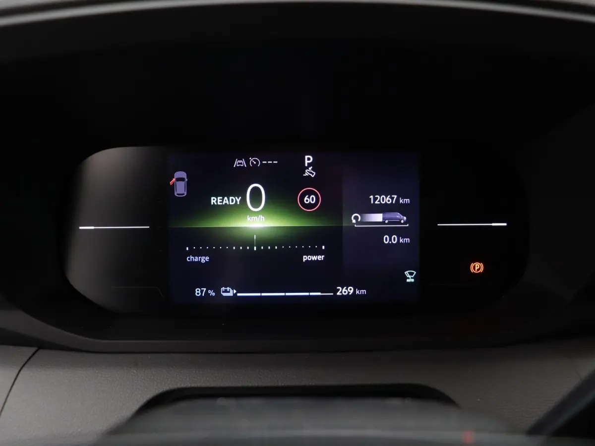 T35 L2H2 Extra long range 87 kWh | 2450 kg Trekgewicht | Climate control | Stoelverwarming | Apple Carplay | Android auto |