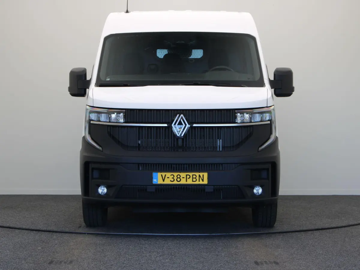 T35 L2H2 Extra long range 87 kWh | 2450 kg Trekgewicht | Climate control | Stoelverwarming | Apple Carplay | Android auto |