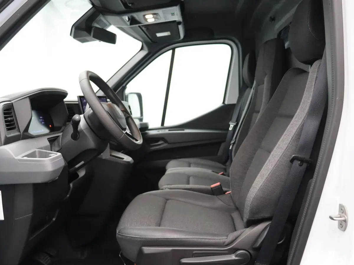 T35 L2H2 Extra long range 87 kWh | 2450 kg Trekgewicht | Climate control | Stoelverwarming | Apple Carplay | Android auto |