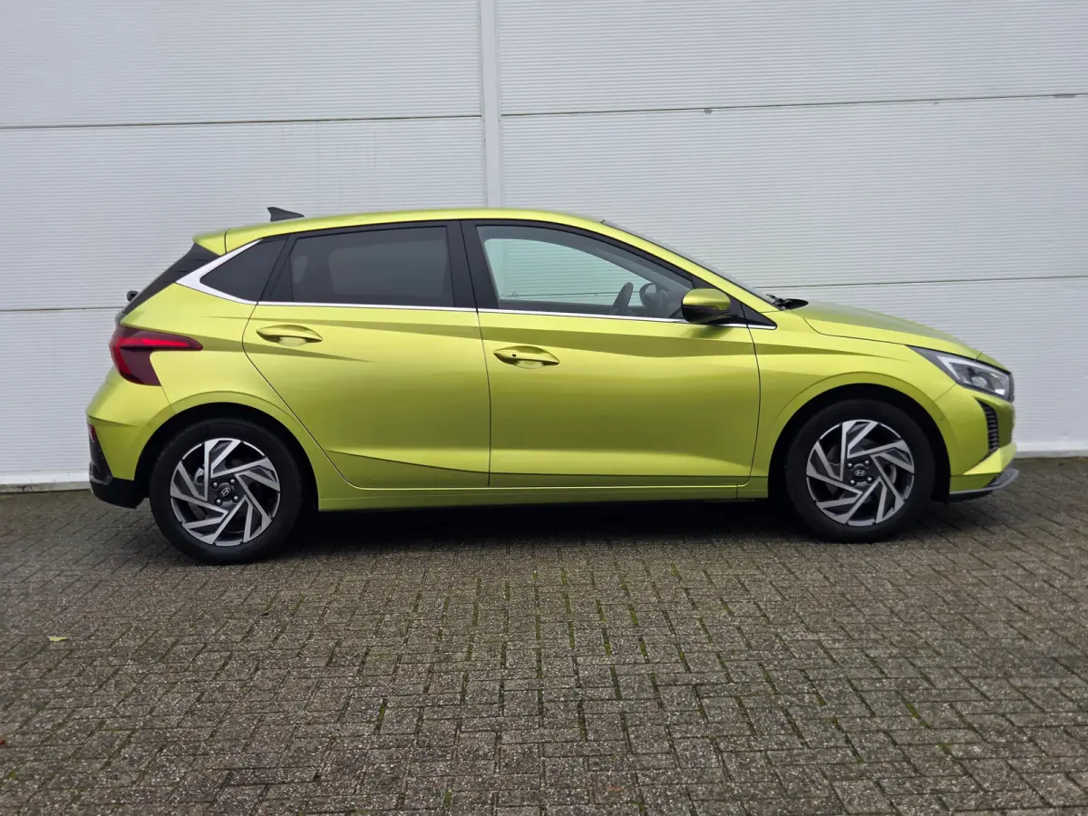 1.0 T-GDI 100pk Premium | Carplay | Climate control | Cruise control | Stoel/stuurverwarming | Camera | Parkeersensoren | DAB | Premium Audio | Lichtmetalen velgen | Navigatie