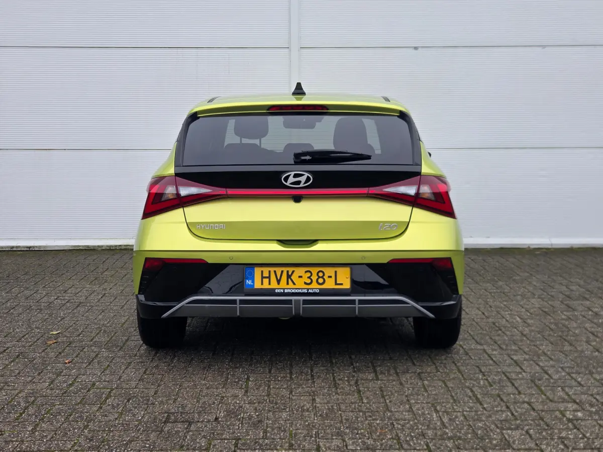 1.0 T-GDI 100pk Premium | Carplay | Climate control | Cruise control | Stoel/stuurverwarming | Camera | Parkeersensoren | DAB | Premium Audio | Lichtmetalen velgen | Navigatie