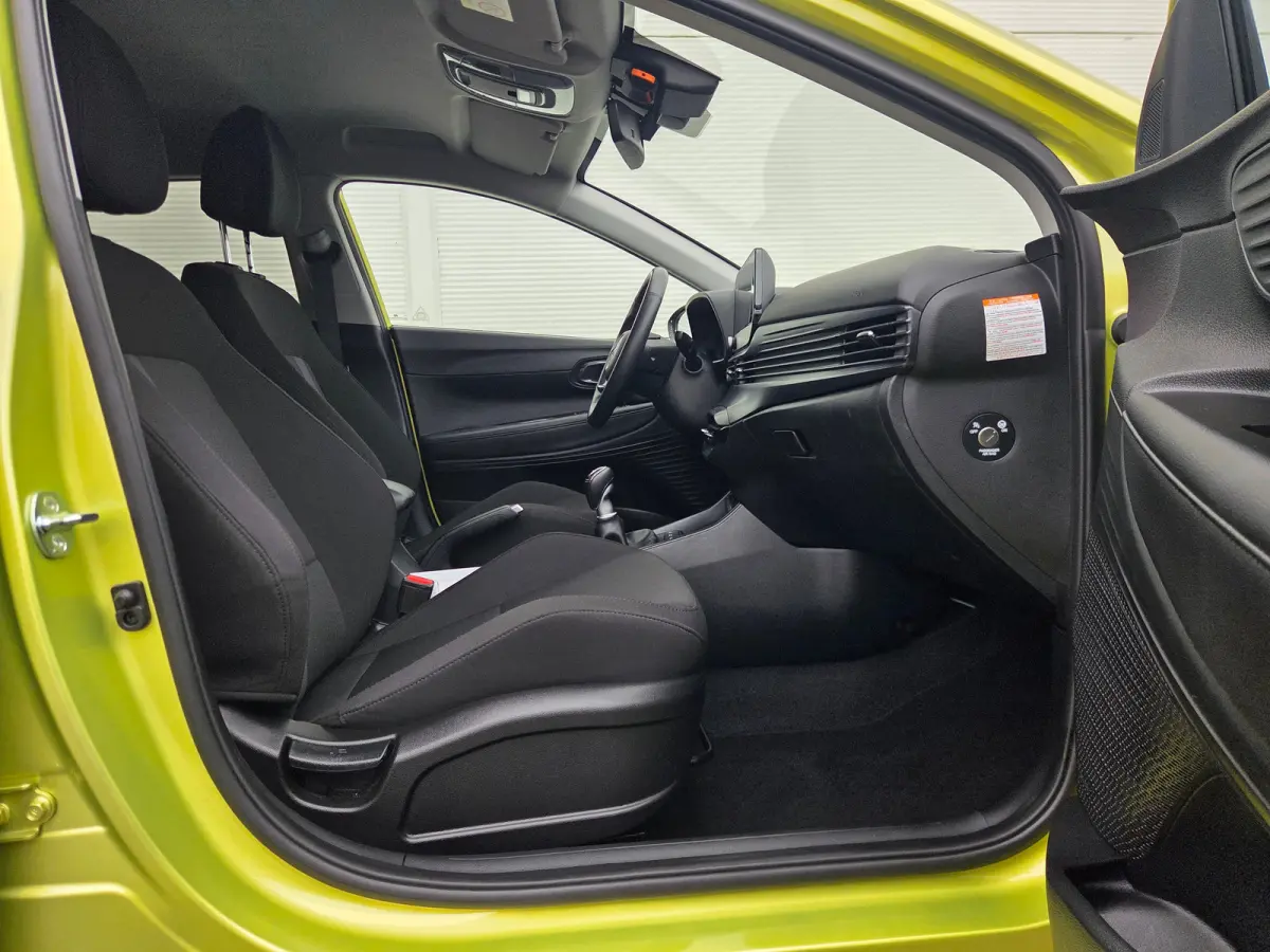1.0 T-GDI 100pk Premium | Carplay | Climate control | Cruise control | Stoel/stuurverwarming | Camera | Parkeersensoren | DAB | Premium Audio | Lichtmetalen velgen | Navigatie