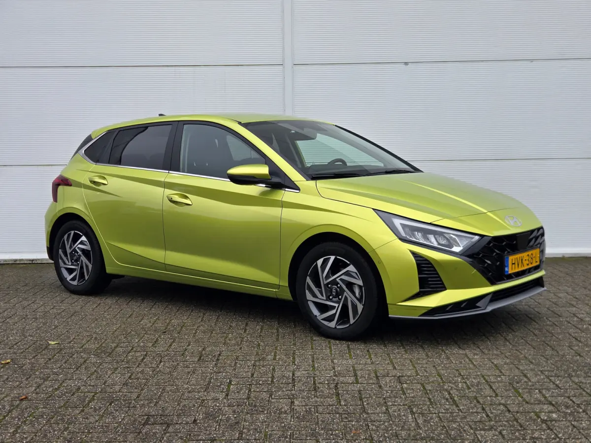 1.0 T-GDI 100pk Premium | Carplay | Climate control | Cruise control | Stoel/stuurverwarming | Camera | Parkeersensoren | DAB | Premium Audio | Lichtmetalen velgen | Navigatie