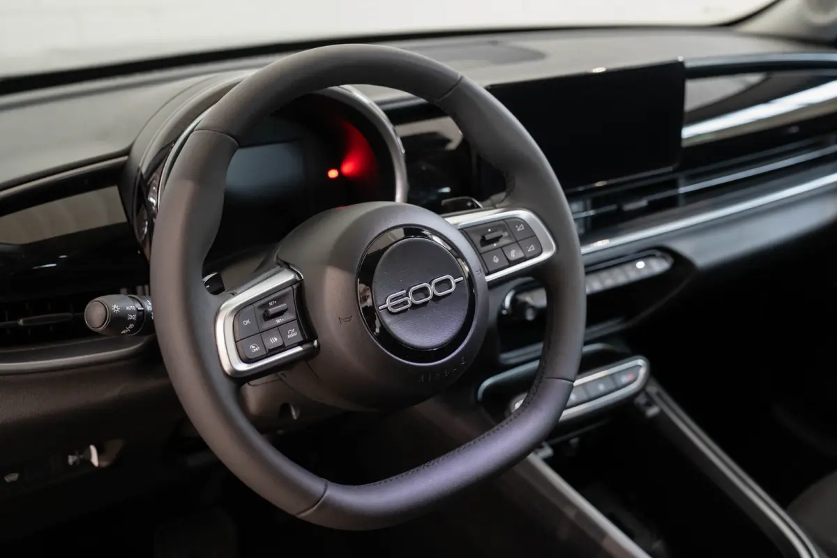 1.2 Hybrid Urban | Camera | Keyless | Parkeersensoren | Navigatie | Climate Controle | Lichtmetalen velgen | Apple Carplay & Android Auto |
