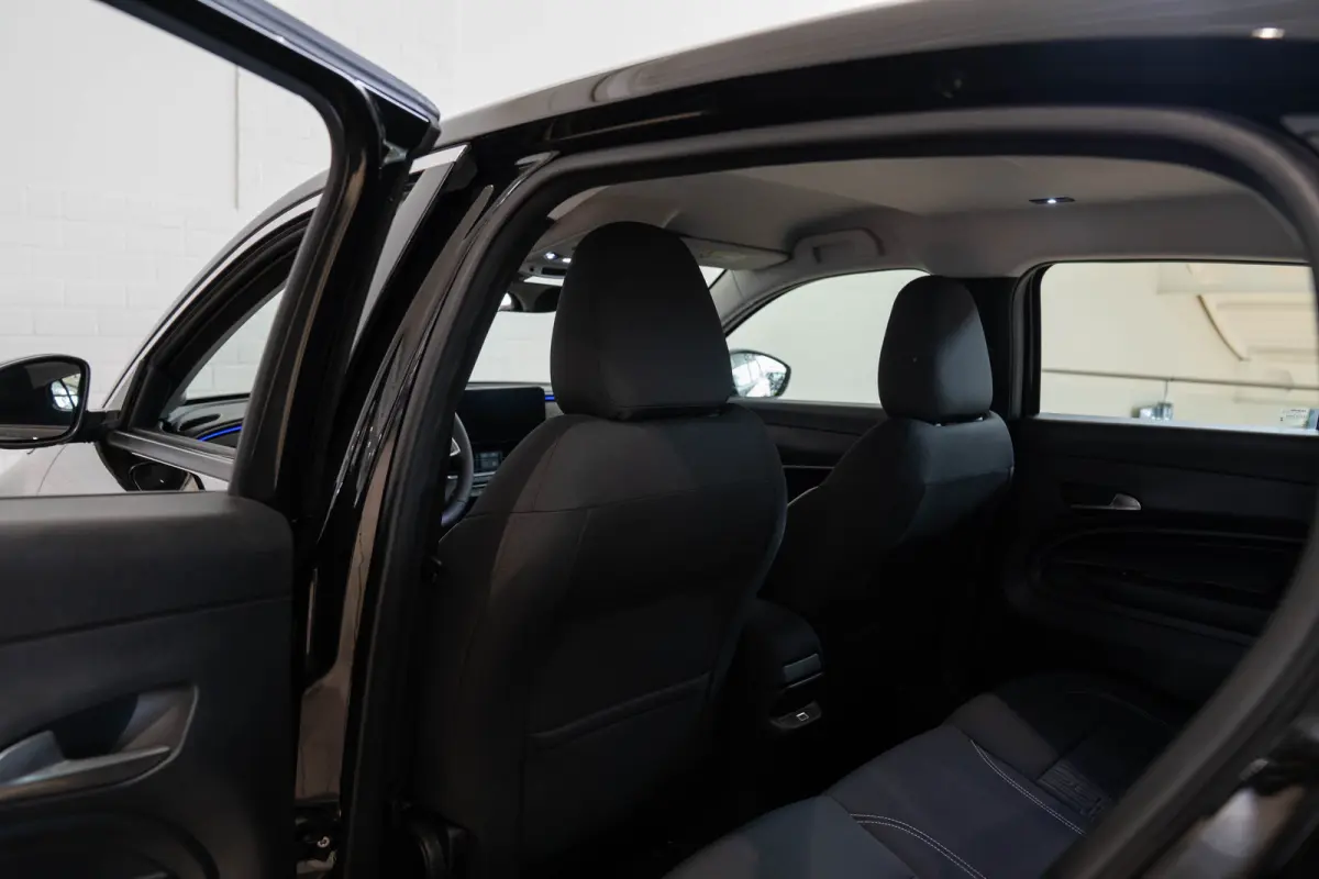 1.2 Hybrid Urban | Camera | Keyless | Parkeersensoren | Navigatie | Climate Controle | Lichtmetalen velgen | Apple Carplay & Android Auto |