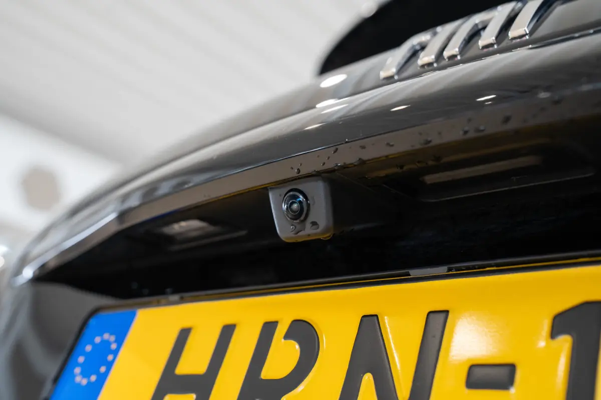 1.2 Hybrid Urban | Camera | Keyless | Parkeersensoren | Navigatie | Climate Controle | Lichtmetalen velgen | Apple Carplay & Android Auto |