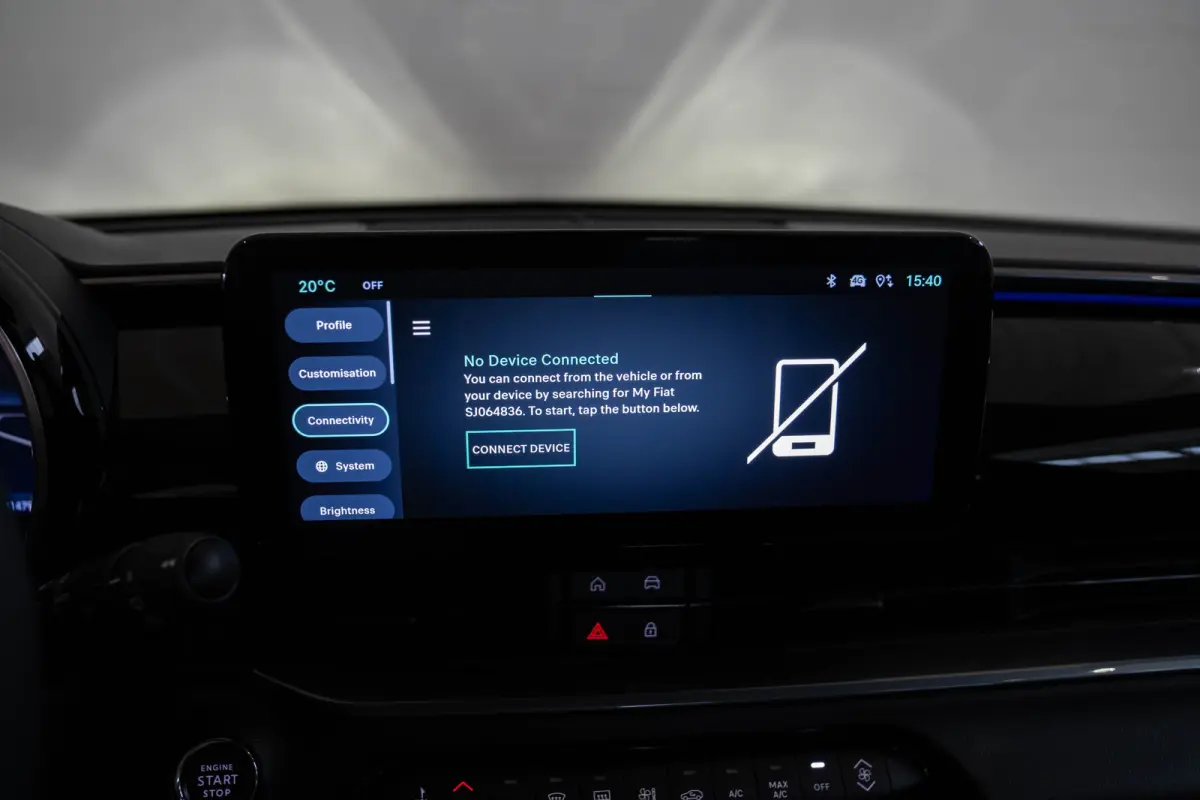1.2 Hybrid Urban | Camera | Keyless | Parkeersensoren | Navigatie | Climate Controle | Lichtmetalen velgen | Apple Carplay & Android Auto |