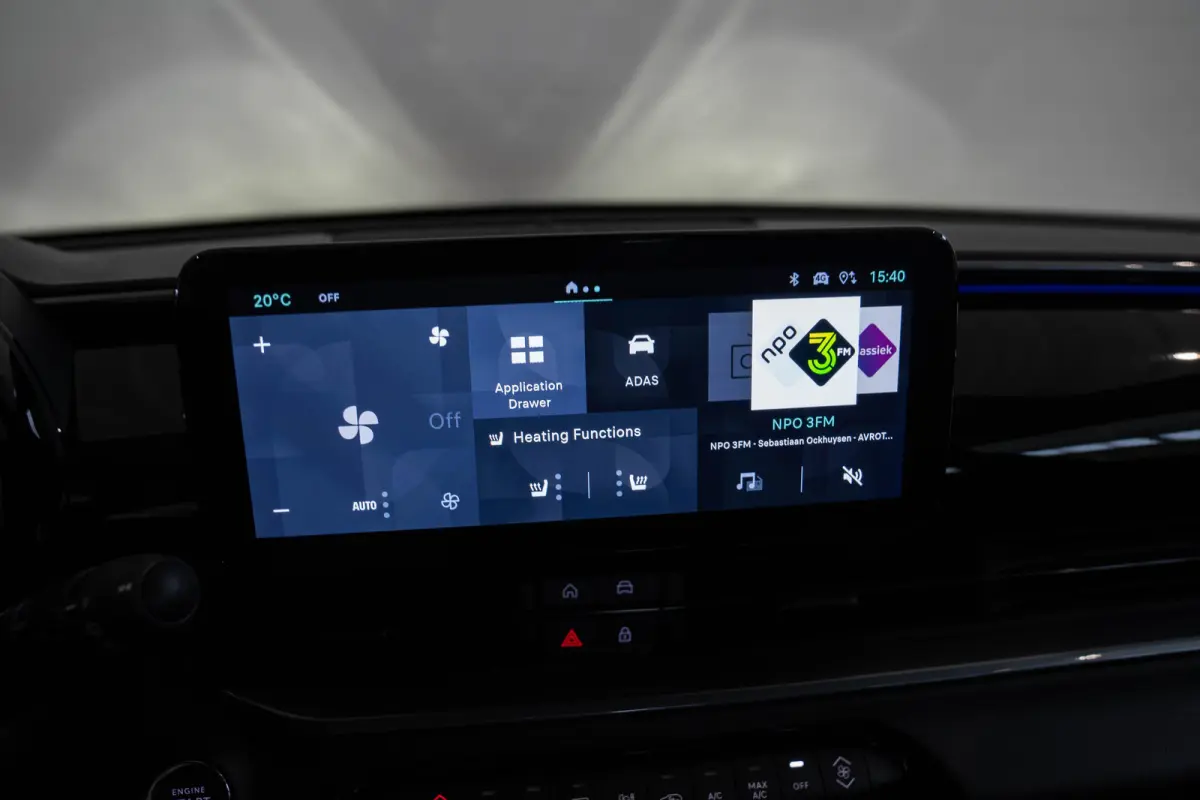 1.2 Hybrid Urban | Camera | Keyless | Parkeersensoren | Navigatie | Climate Controle | Lichtmetalen velgen | Apple Carplay & Android Auto |