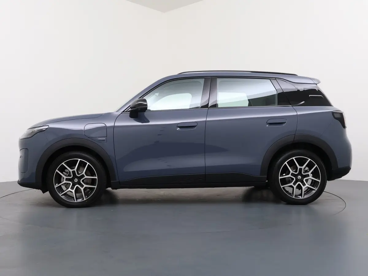 ProMax Design 53 kWh | €1000 korting!! |  Carplay | Adaptieve Cruise Control | Keyless | Led-verlichting | 18" Lichtmetalen Velgen | Parkeersensoren voor & achter | Rondomzicht camera