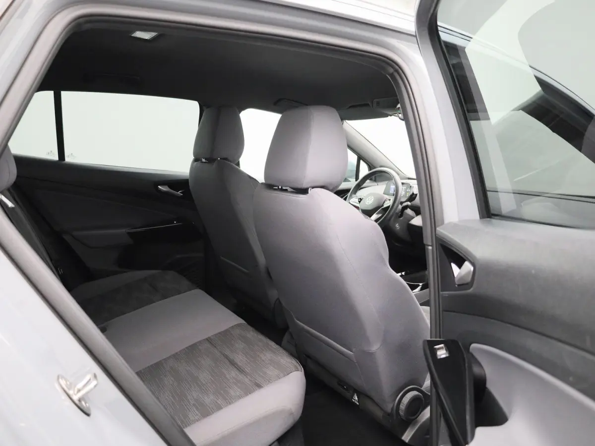 Life 77 kWh 204 PK | SoH 93% | Automaat | Warmtepomp | Navigatie | Parkeersensoren | Stoelverwarming | Stuurverwarming | Apple Carplay | Android Auto | 20" Lichtmetalen velgen |