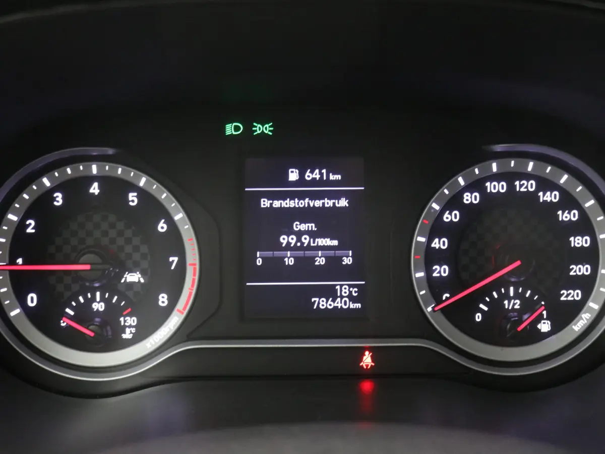 1.0 Comfort | Airco | Apple Carplay/Android Auto|telefoonintegratie premium | Armsteun voor