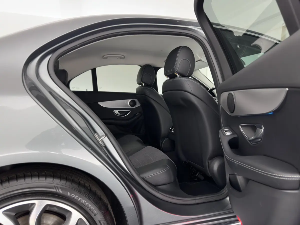 350 e Lease Edition (Plug-in) Aut. *FULL-LED | SPORTSEATS | NAVI-FULLMAP | AMBIENT-LIGHT | AIRMATIC | PRIVACY-GLASS | ECC | PDC | CRUISE | 17''ALU*