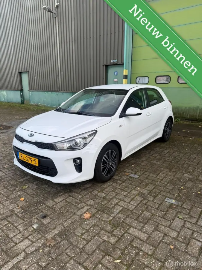 Kia Rio 2018 Benzine Handgeschakeld leasen