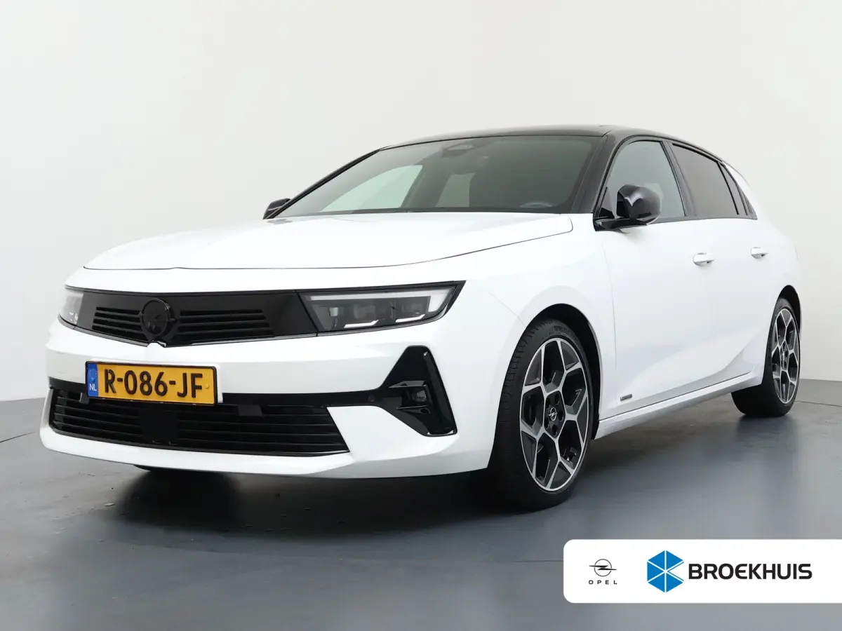 1.2 Ultimate | Achteruitrijcamera | Alcantara bekleding | Apple Carplay/Android Auto|telefoonintegratie premium