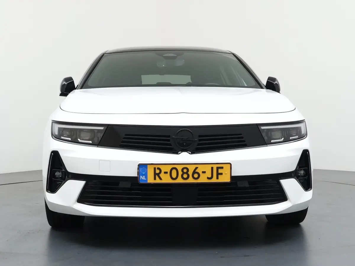1.2 Ultimate | Achteruitrijcamera | Alcantara bekleding | Apple Carplay/Android Auto|telefoonintegratie premium