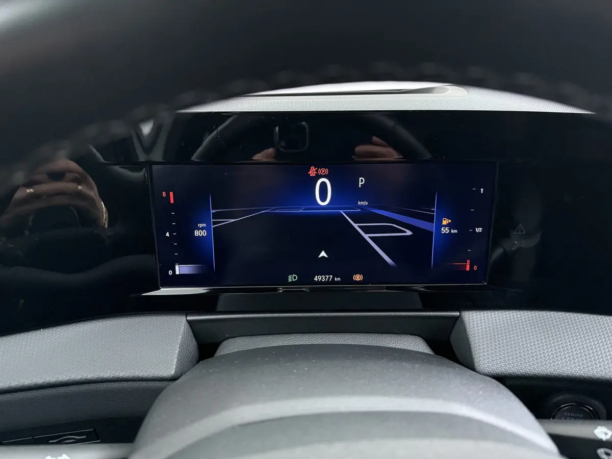 1.2 Ultimate | Achteruitrijcamera | Alcantara bekleding | Apple Carplay/Android Auto|telefoonintegratie premium