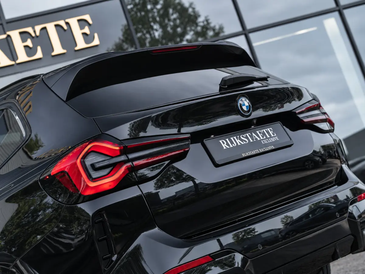 xDrive30e M-Sport|PANO|HUD|CAM|APP|LASER|STUURVW.|20'