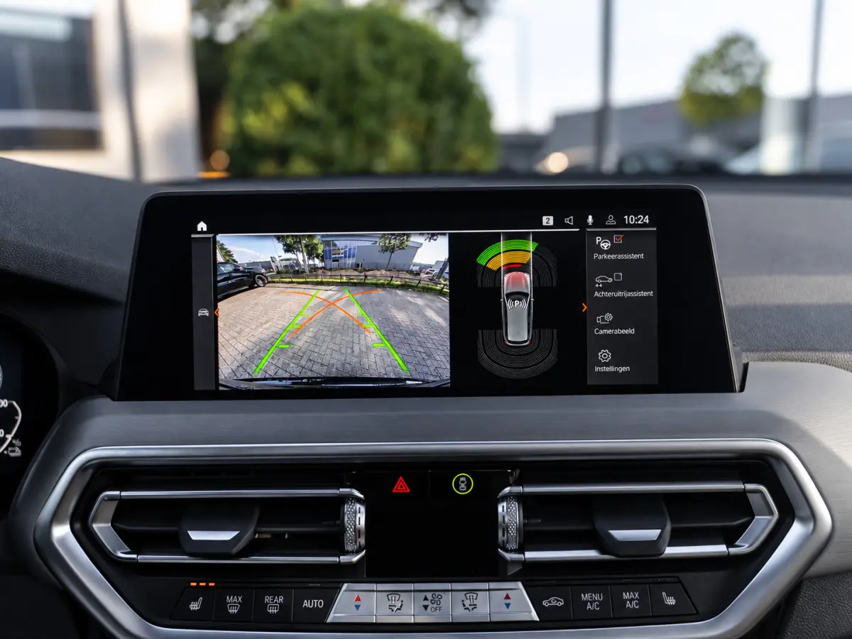 xDrive30e M-Sport|PANO|HUD|CAM|APP|LASER|STUURVW.|20'
