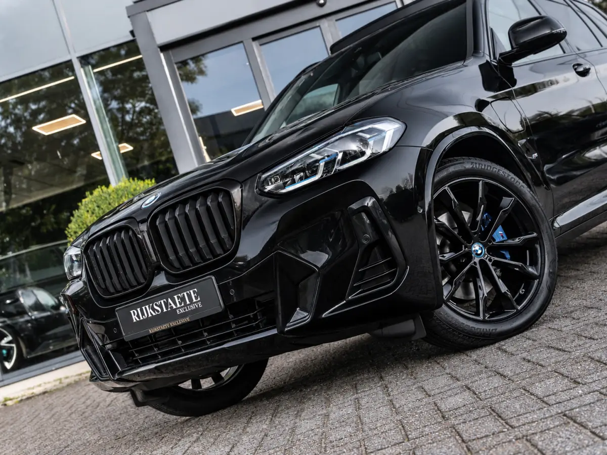 xDrive30e M-Sport|PANO|HUD|CAM|APP|LASER|STUURVW.|20'