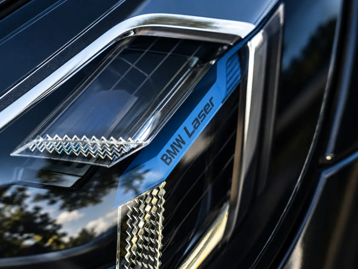 xDrive30e M-Sport|PANO|HUD|CAM|APP|LASER|STUURVW.|20'