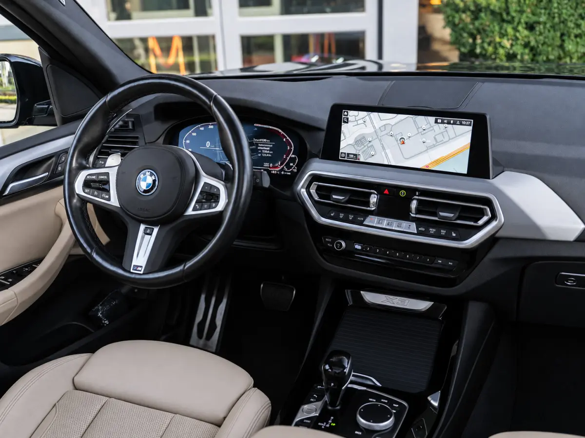 xDrive30e M-Sport|PANO|HUD|CAM|APP|LASER|STUURVW.|20'