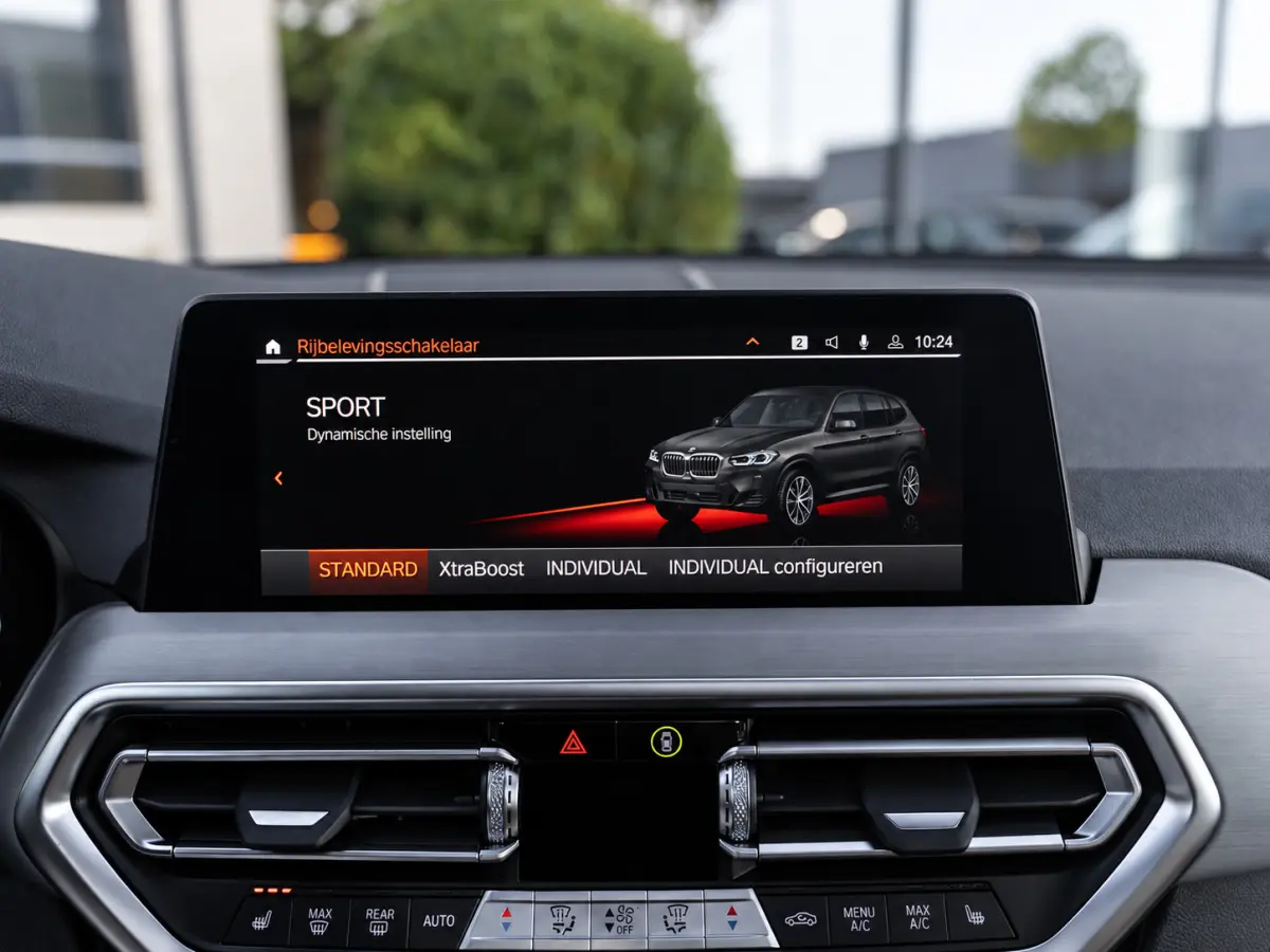 xDrive30e M-Sport|PANO|HUD|CAM|APP|LASER|STUURVW.|20'