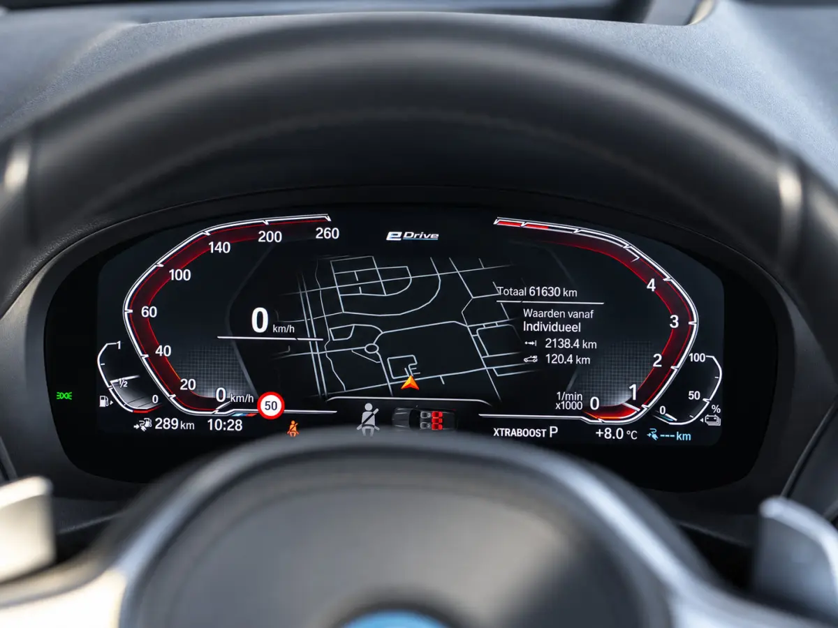 xDrive30e M-Sport|PANO|HUD|CAM|APP|LASER|STUURVW.|20'