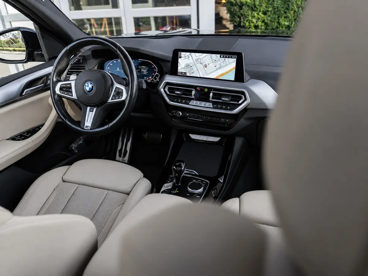 xDrive30e M-Sport|PANO|HUD|CAM|APP|LASER|STUURVW.|20'