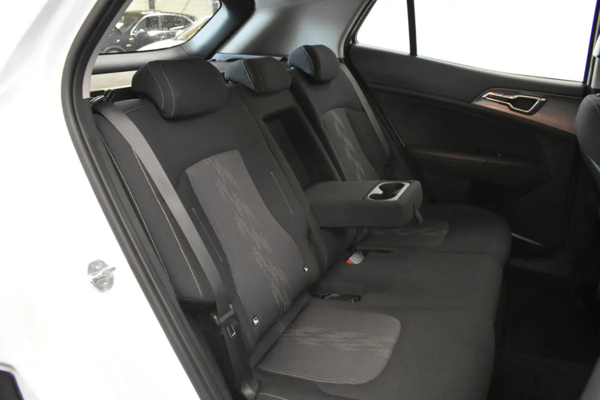 1.6 T-GDi MHEV DynamicLine 150PK Camera Trekhaak Carplay