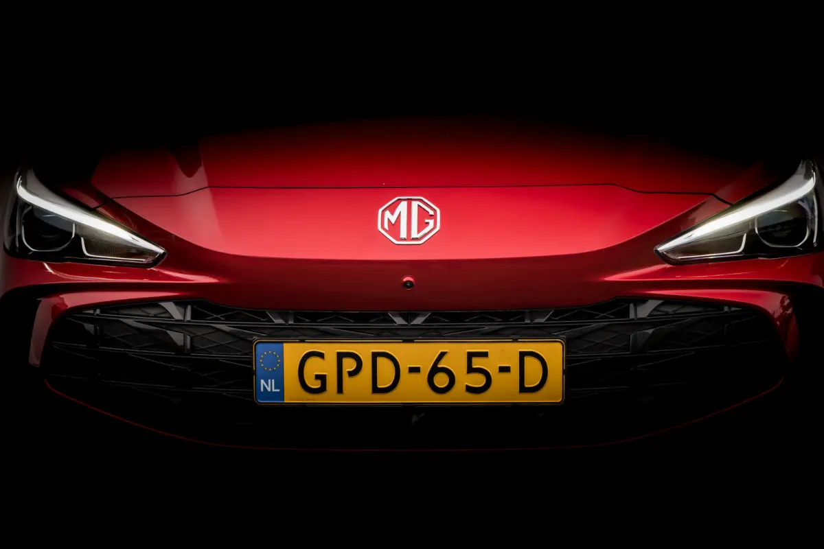 1.5 Hybrid+ Luxury | 360 Camera | Trekhaak | Adapt. Cruise | Carplay | Stoelverwarming