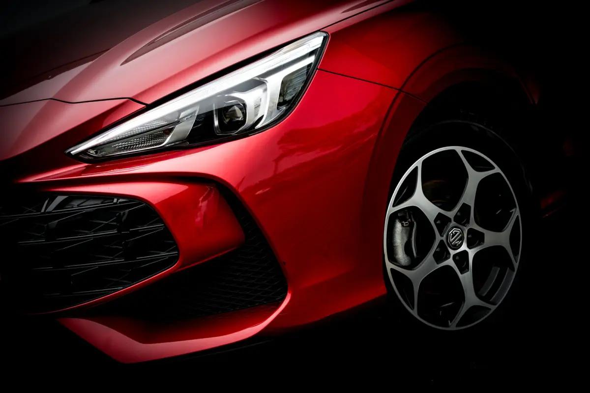 1.5 Hybrid+ Luxury | 360 Camera | Trekhaak | Adapt. Cruise | Carplay | Stoelverwarming