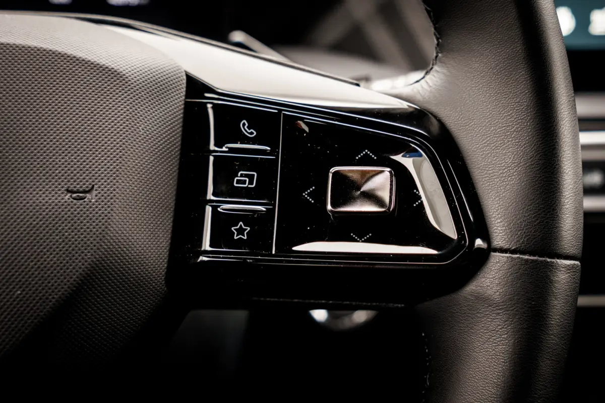 1.5 Hybrid+ Luxury | 360 Camera | Trekhaak | Adapt. Cruise | Carplay | Stoelverwarming