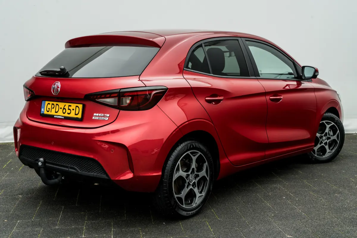 1.5 Hybrid+ Luxury | 360 Camera | Trekhaak | Adapt. Cruise | Carplay | Stoelverwarming