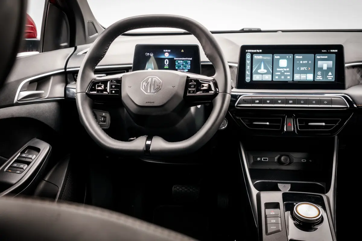 1.5 Hybrid+ Luxury | 360 Camera | Trekhaak | Adapt. Cruise | Carplay | Stoelverwarming