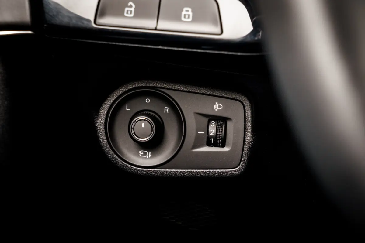 1.5 Hybrid+ Luxury | 360 Camera | Trekhaak | Adapt. Cruise | Carplay | Stoelverwarming