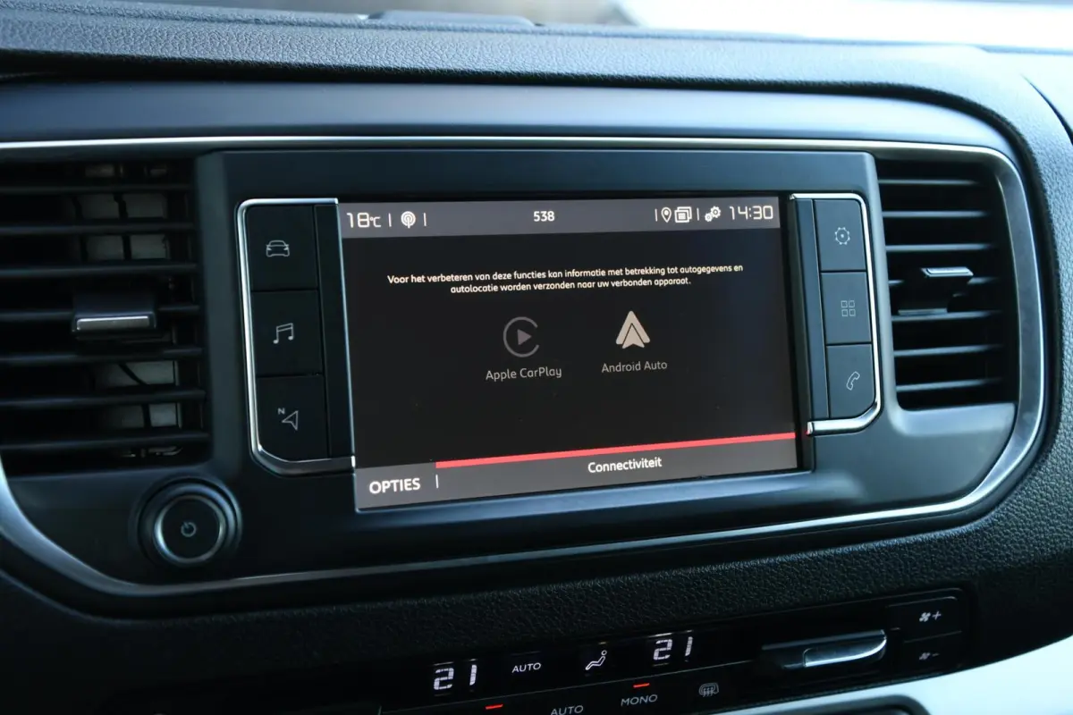 2.0 MultiJet L3H1 DC Business Pro+ LEDER | CARPLAY