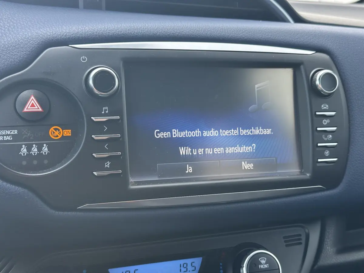 1.5 Hybrid Executive / Cruise Control / Fietsendrager Montagebeugel / Achteruitrijcamera / Keyless Entry /