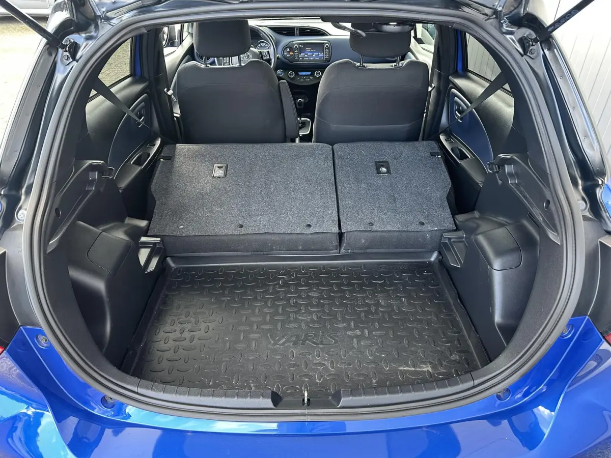 1.5 Hybrid Executive / Cruise Control / Fietsendrager Montagebeugel / Achteruitrijcamera / Keyless Entry /