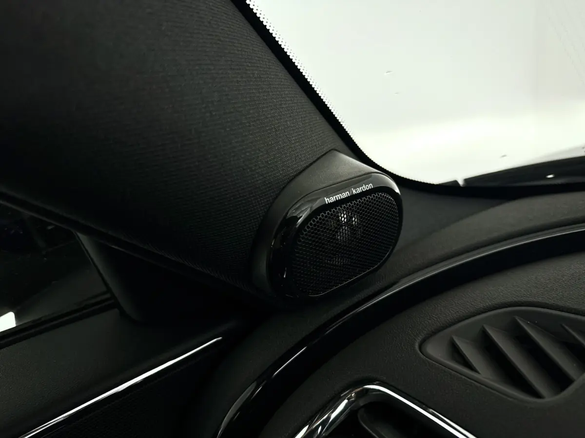 2.0 Cooper S Rockingham GT Edition | Panoramadak | Parkeercamera | Harman Kardon | Head-up display | Stoel- en stuurverwarming