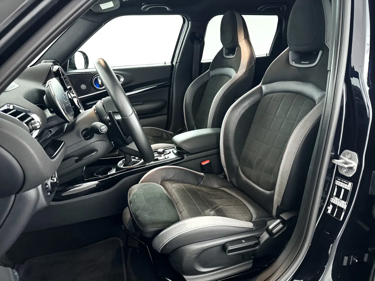 2.0 Cooper S Rockingham GT Edition | Panoramadak | Parkeercamera | Harman Kardon | Head-up display | Stoel- en stuurverwarming