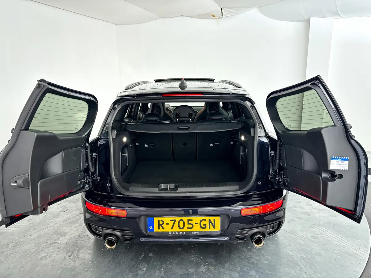 2.0 Cooper S Rockingham GT Edition | Panoramadak | Parkeercamera | Harman Kardon | Head-up display | Stoel- en stuurverwarming