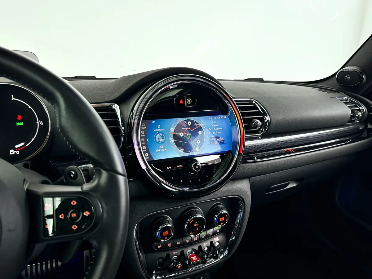 2.0 Cooper S Rockingham GT Edition | Panoramadak | Parkeercamera | Harman Kardon | Head-up display | Stoel- en stuurverwarming