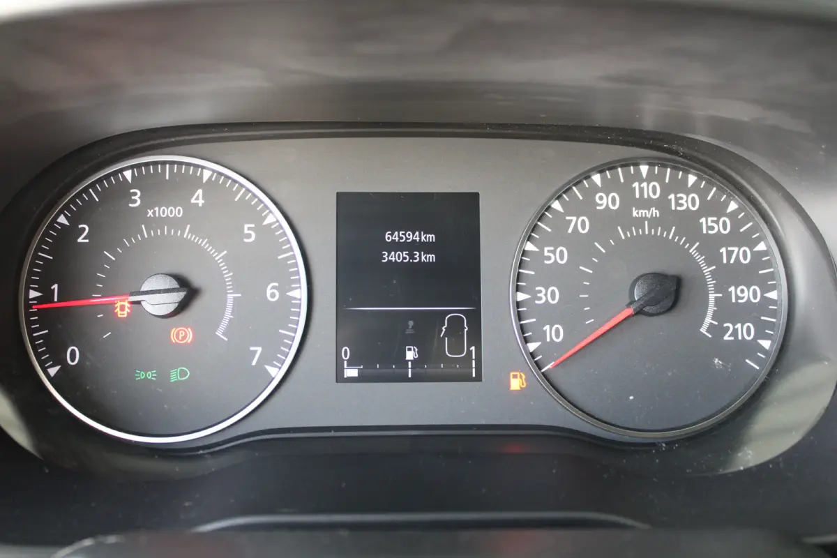 1.0 TCe Bi-Fuel Prestige | 1500 kg trekgewicht | Navigatie | Keyless entry & start | Dodehoek-detectie |
