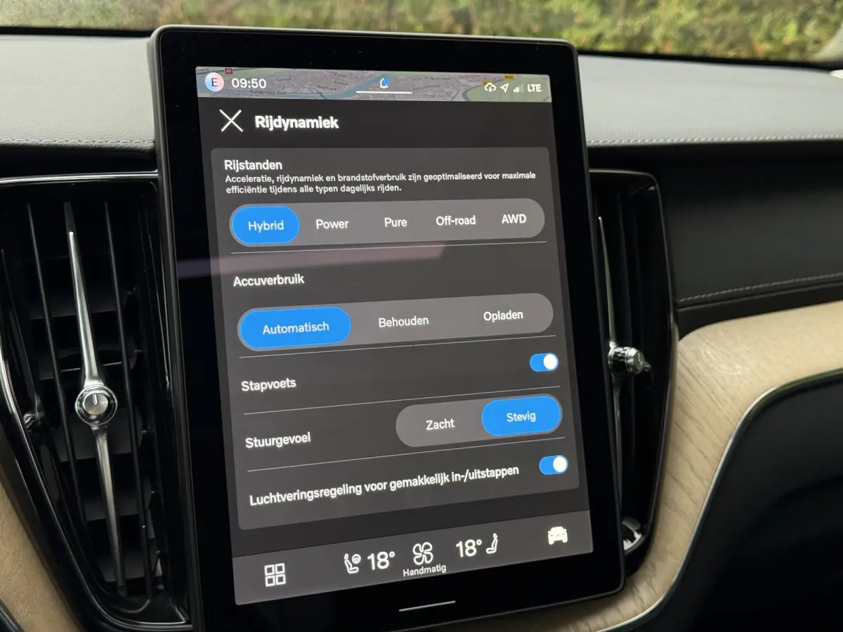 T6 Plug-in hybrid AWD Ultra Dark