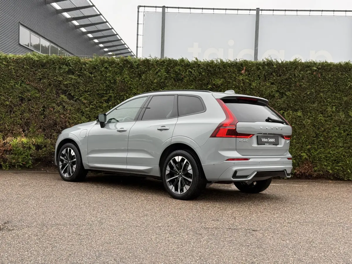 T6 Plug-in hybrid AWD Ultra Dark