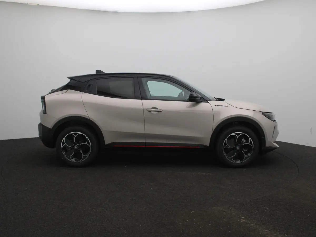 Elettrica Sport Speciale 54 kWh | Navigatie | Techno Pack | Warmtepomp Two-Tone lak | Voorraad Voordeel | 2 + 6 Jaar Speciale Garantie! |